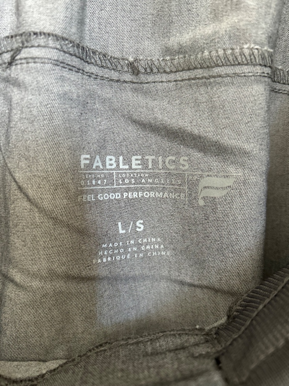 Fabletics Scrub Set L/LP - Picture 4 of 4